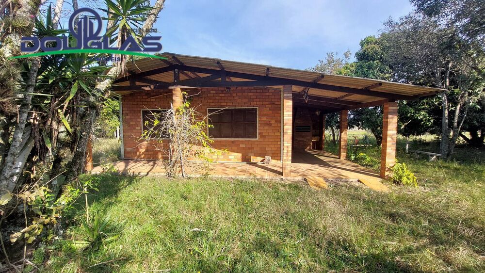 Sítio à venda com 3 quartos, 100m² - Foto 2