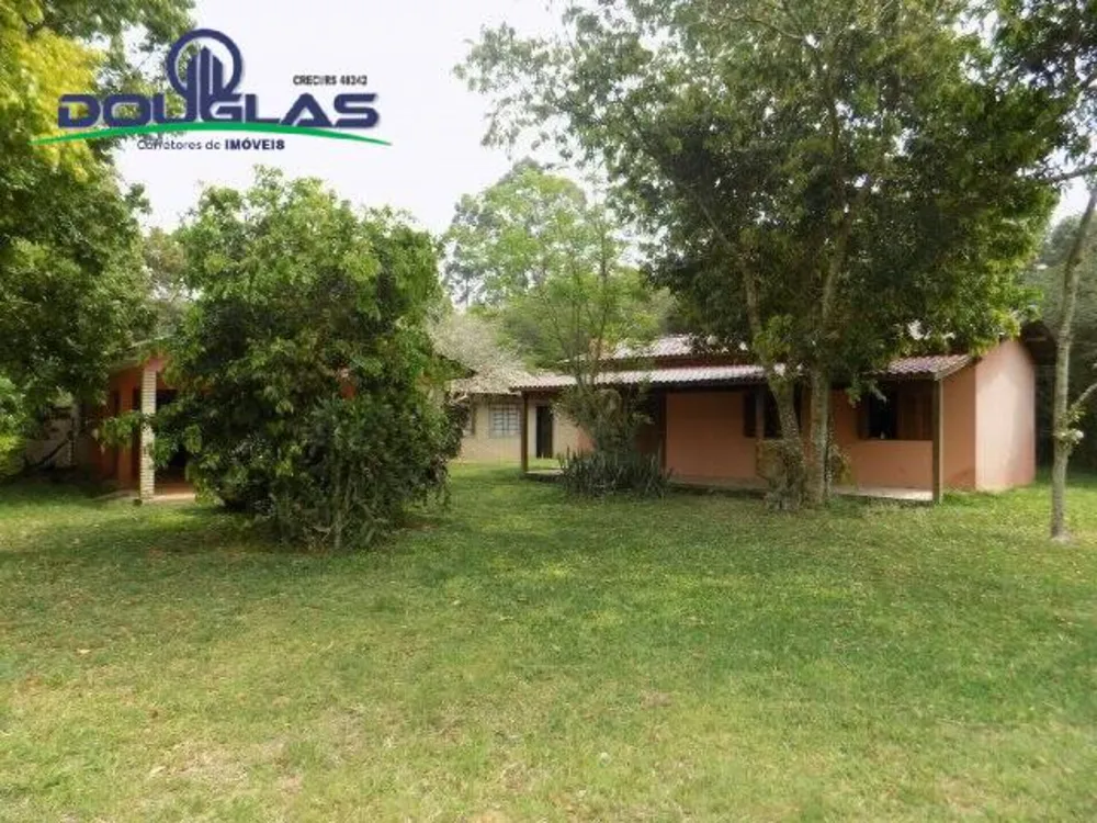 Chácara, 4 quartos, 200 m² - Foto 2