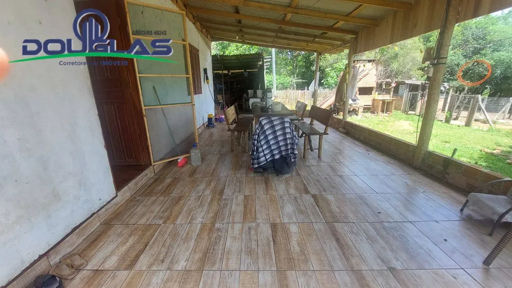 Sítio, 3 quartos, 4 m² - Foto 1