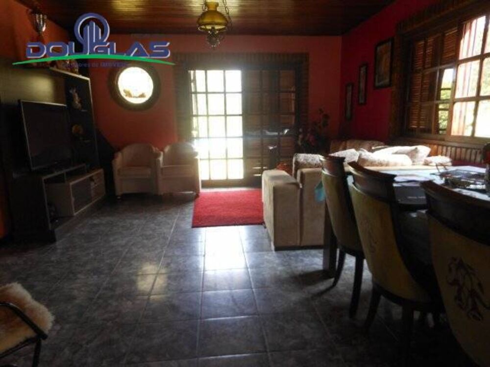 Sítio à venda com 2 quartos, 5000m² - Foto 2