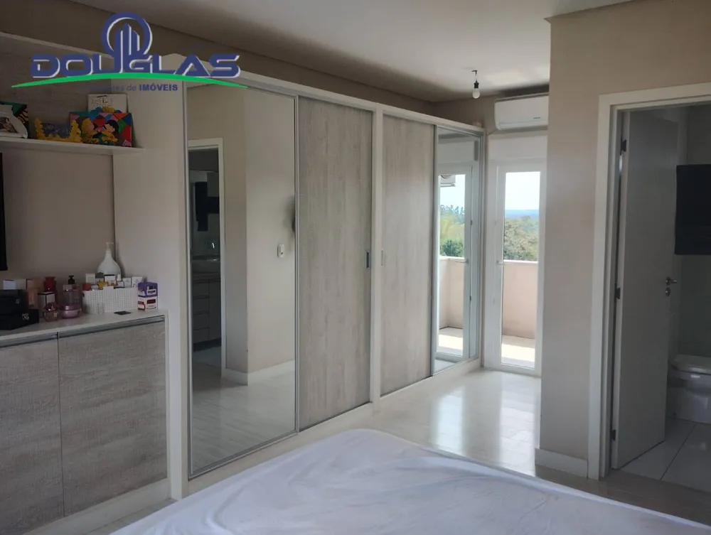 Casa, 4 quartos, 260 m² - Foto 2