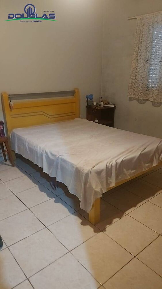 Casa à venda com 3 quartos, 900m² - Foto 9