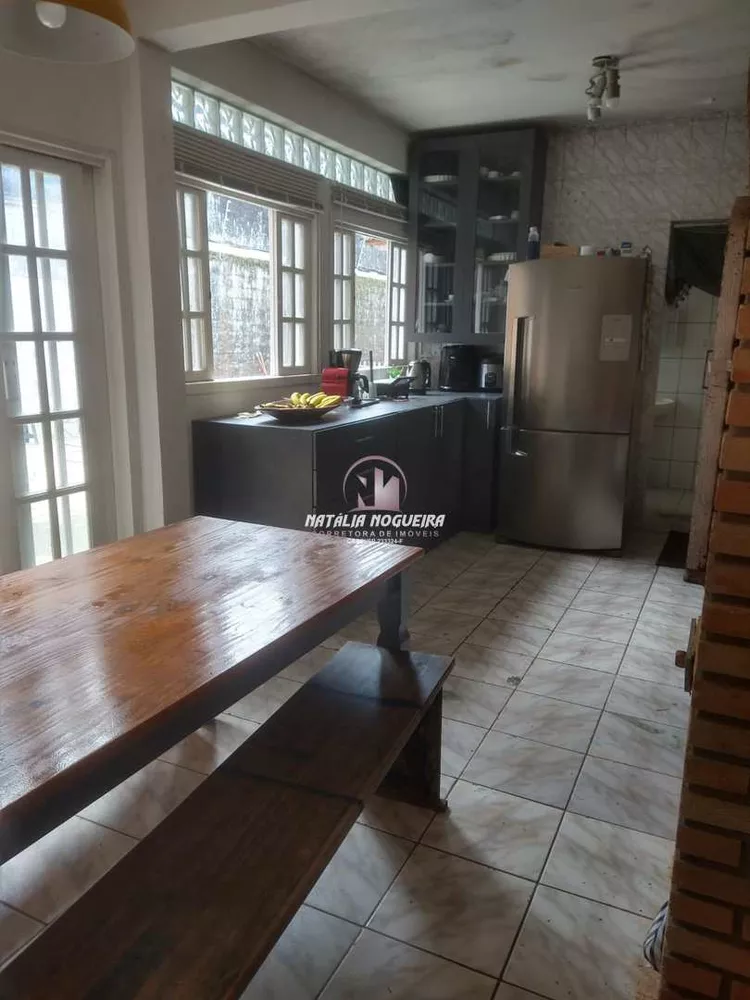 Casa, 4 quartos, 192 m² - Foto 8