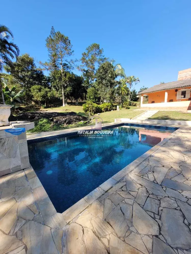 Chácara, 6 quartos, 4500 m² - Foto 1