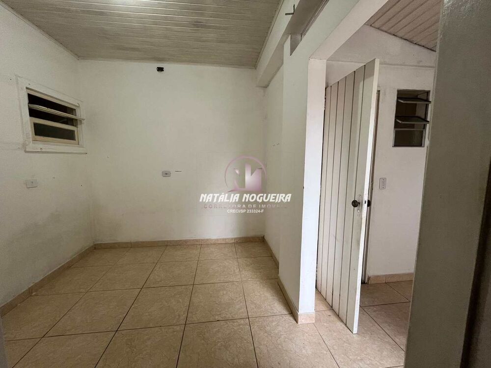 Casa à venda e aluguel com 3 quartos, 255m² - Foto 3