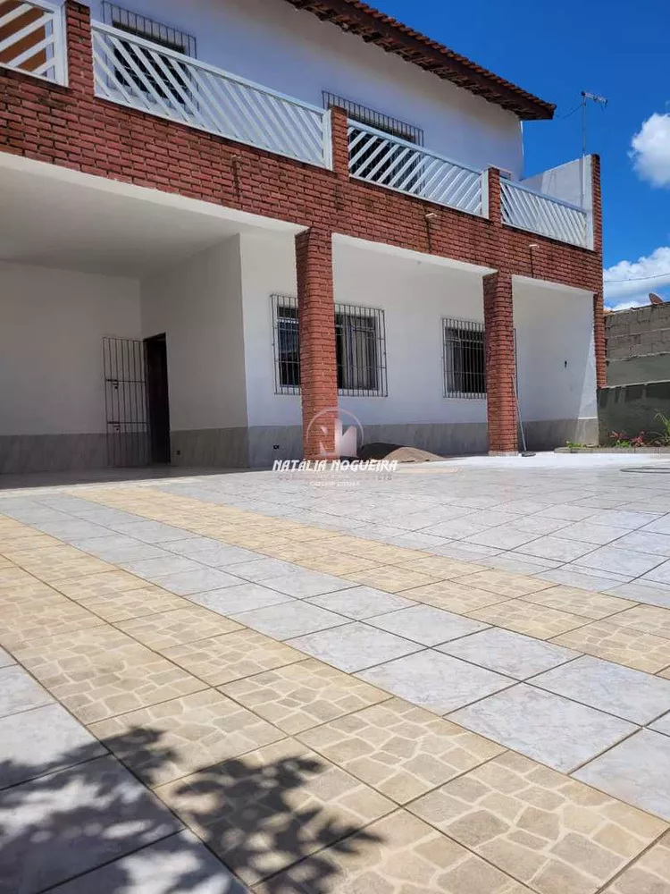 Sobrado à venda com 3 quartos, 325m² - Foto 3