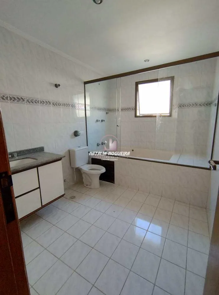 Cobertura, 3 quartos, 232 m² - Foto 16