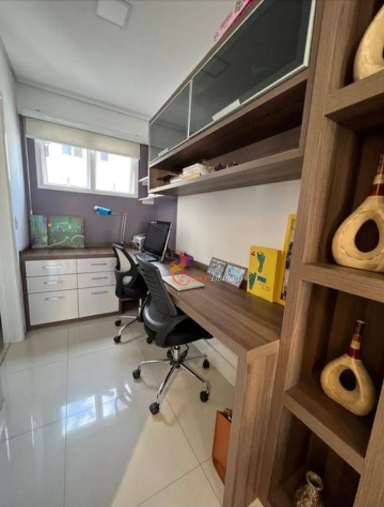 Apartamento, 3 quartos, 156 m² - Foto 3