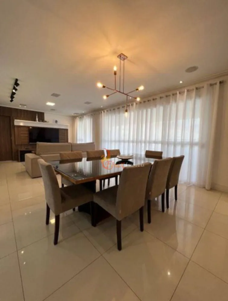 Apartamento, 3 quartos, 156 m² - Foto 1