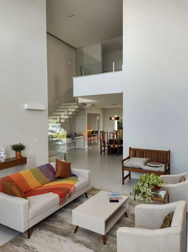 Sobrado, 3 quartos, 390 m² - Foto 4