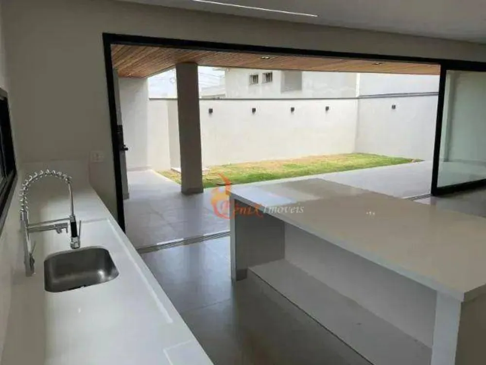Sobrado, 3 quartos, 243 m² - Foto 6