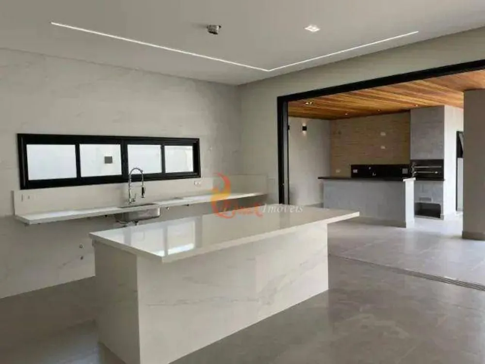 Sobrado, 3 quartos, 243 m² - Foto 4