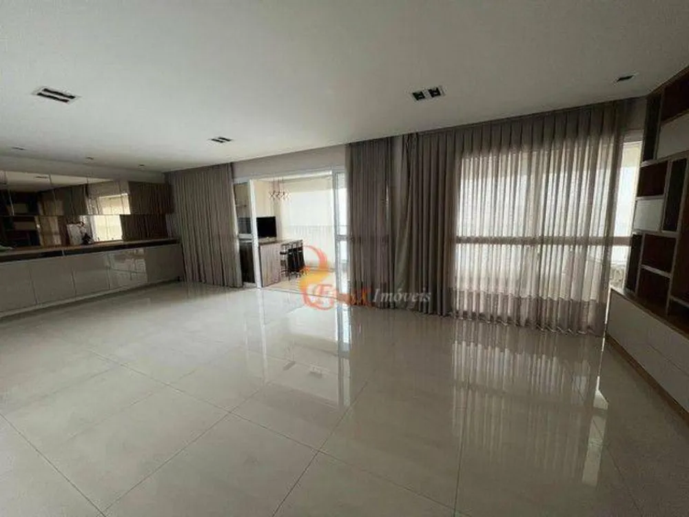 Apartamento, 3 quartos, 156 m² - Foto 1