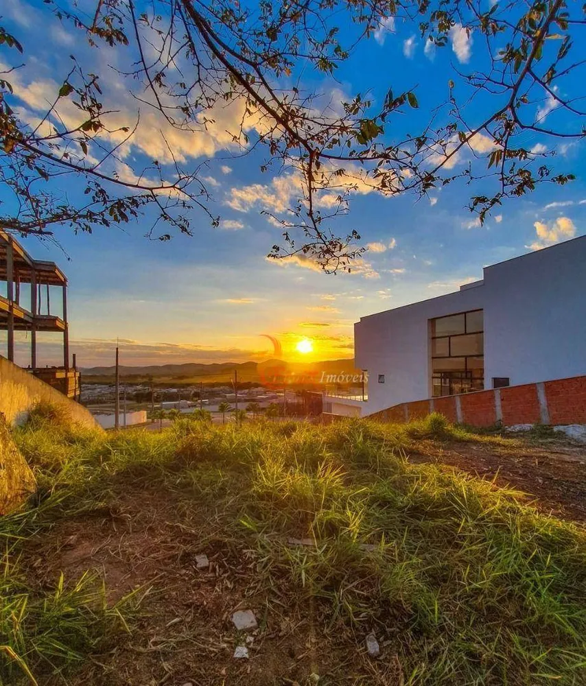 Loteamento e Condomínio, 570 m² - Foto 1