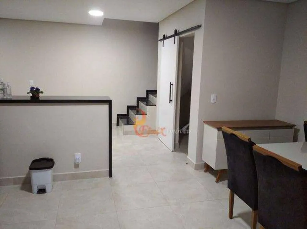 Sobrado, 3 quartos, 270 m² - Foto 2