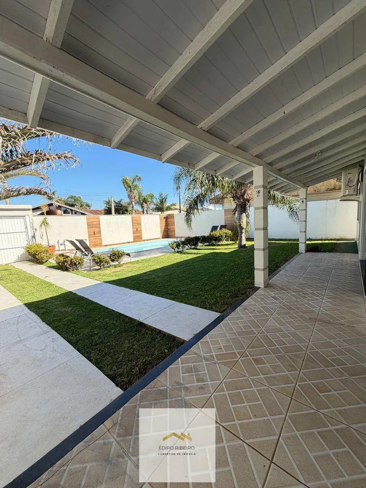 Casa, 3 quartos, 141 m² - Foto 2