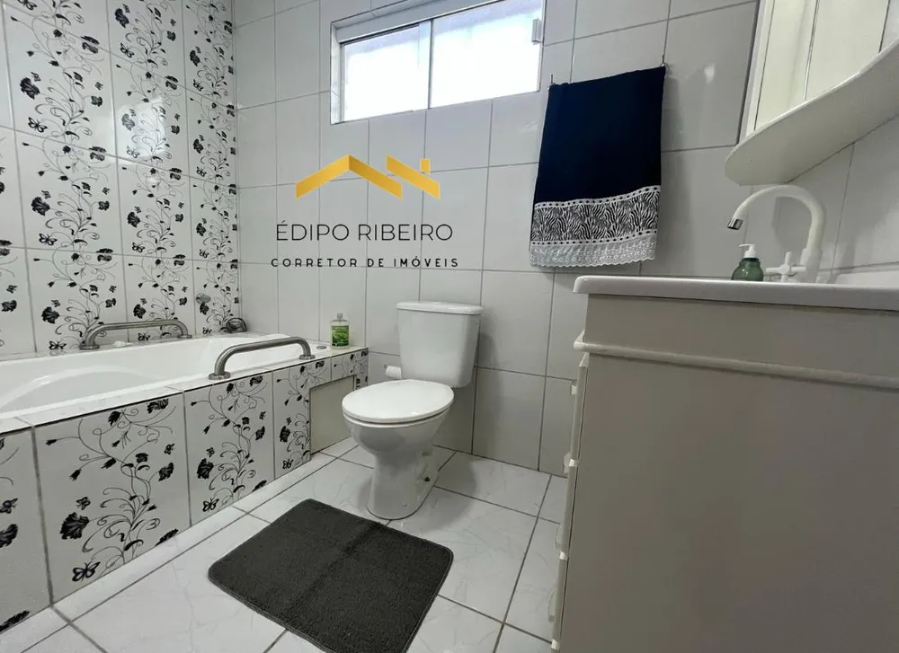 Casa, 3 quartos, 210 m² - Foto 2