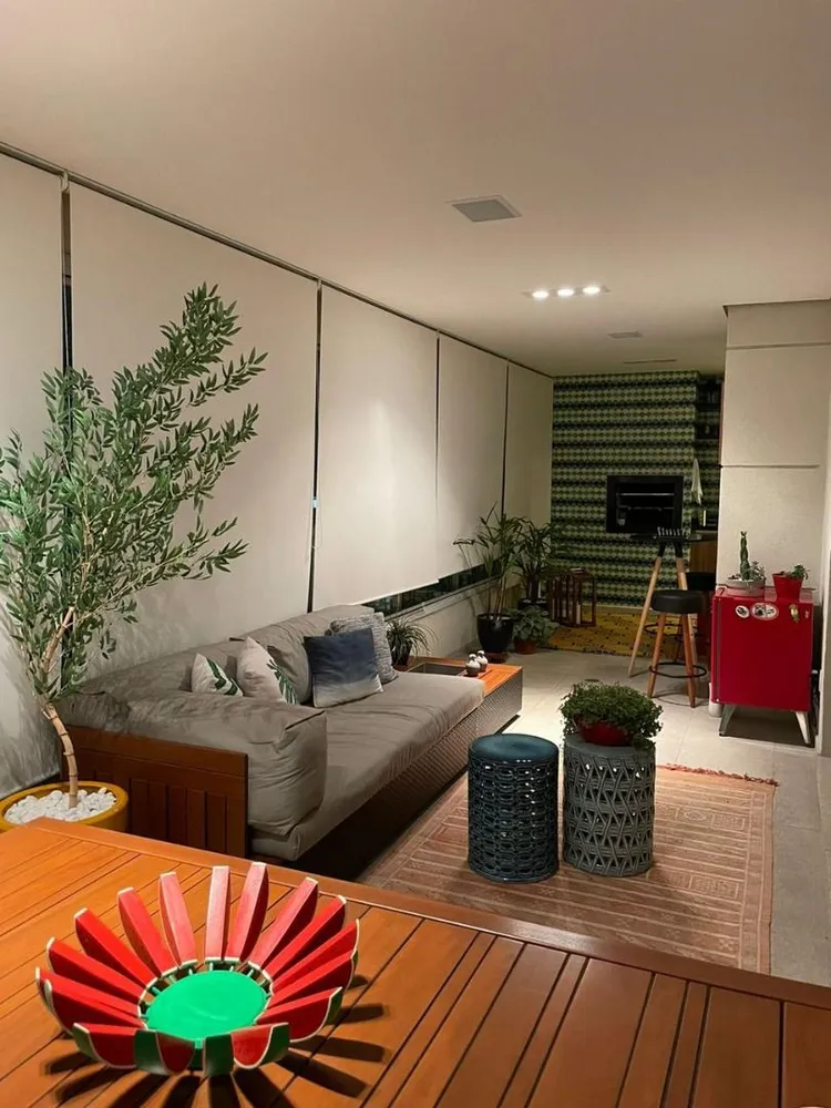 Apartamento, 3 quartos, 200 m² - Foto 1