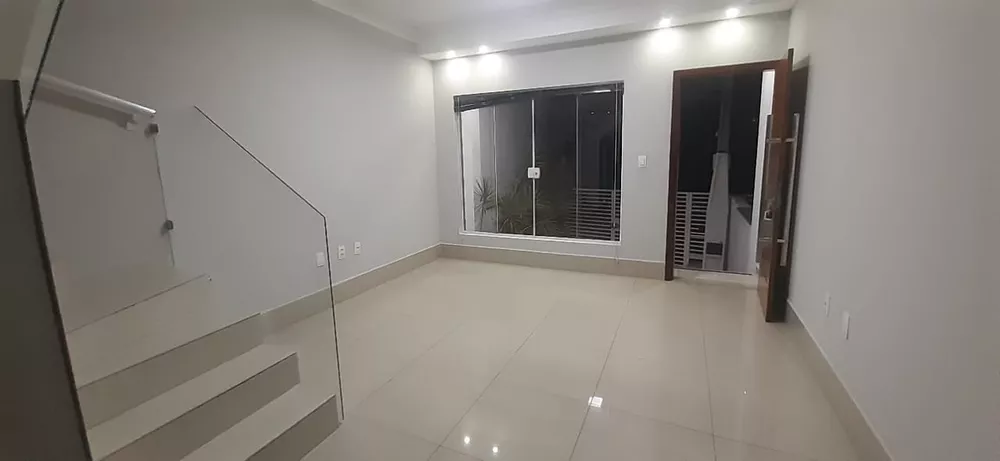 Sobrado para alugar com 2 quartos, 75m² - Foto 4