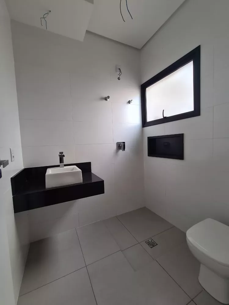 Casa à venda com 3 quartos, 178m² - Foto 10