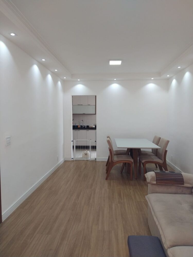 Apartamento à venda com 2 quartos, 69m² - Foto 2