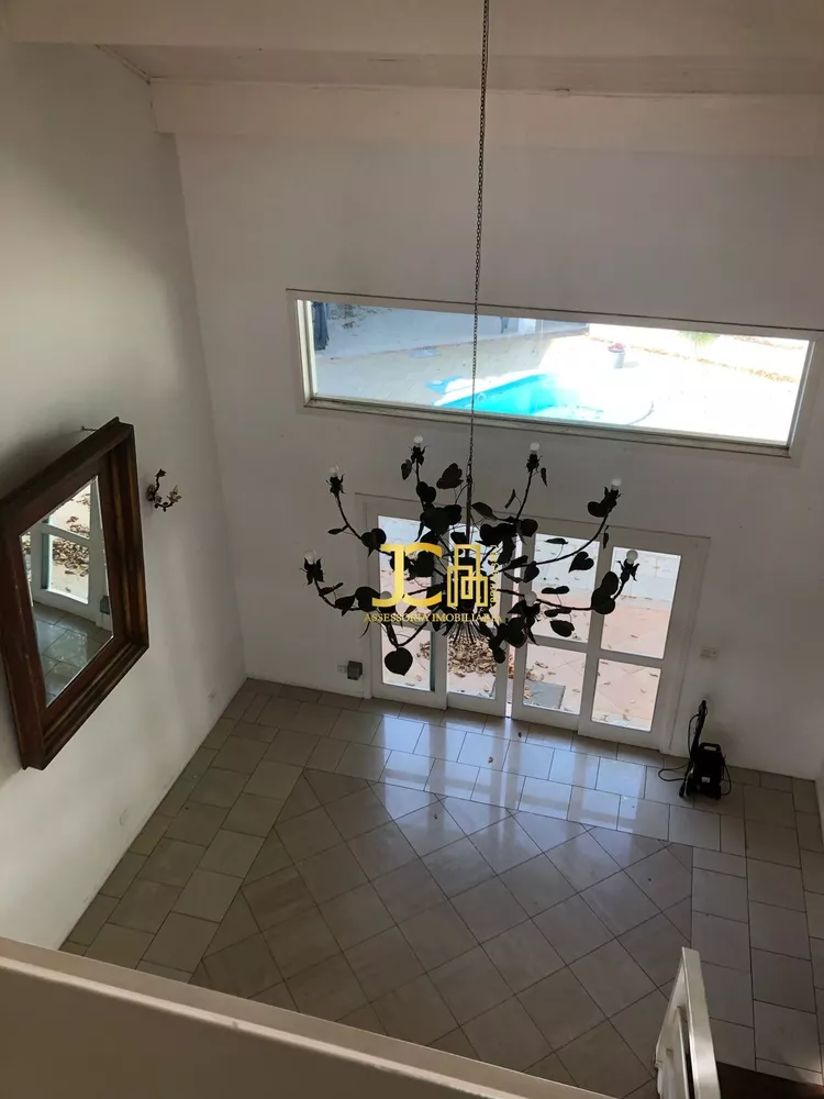 Casa à venda e aluguel com 3 quartos, 300m² - Foto 4