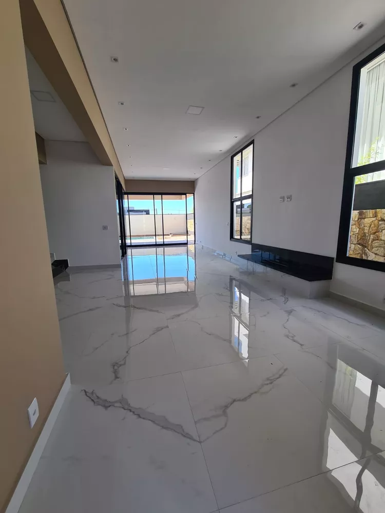 Sobrado à venda com 3 quartos, 338m² - Foto 3