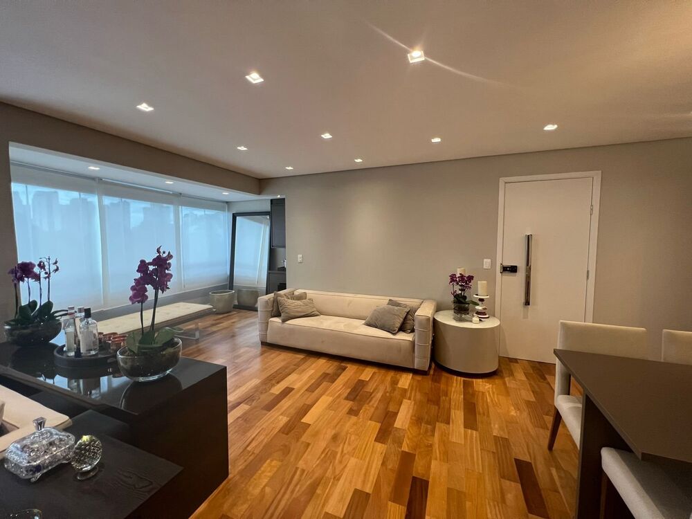Apartamento para alugar com 2 quartos, 105m² - Foto 2