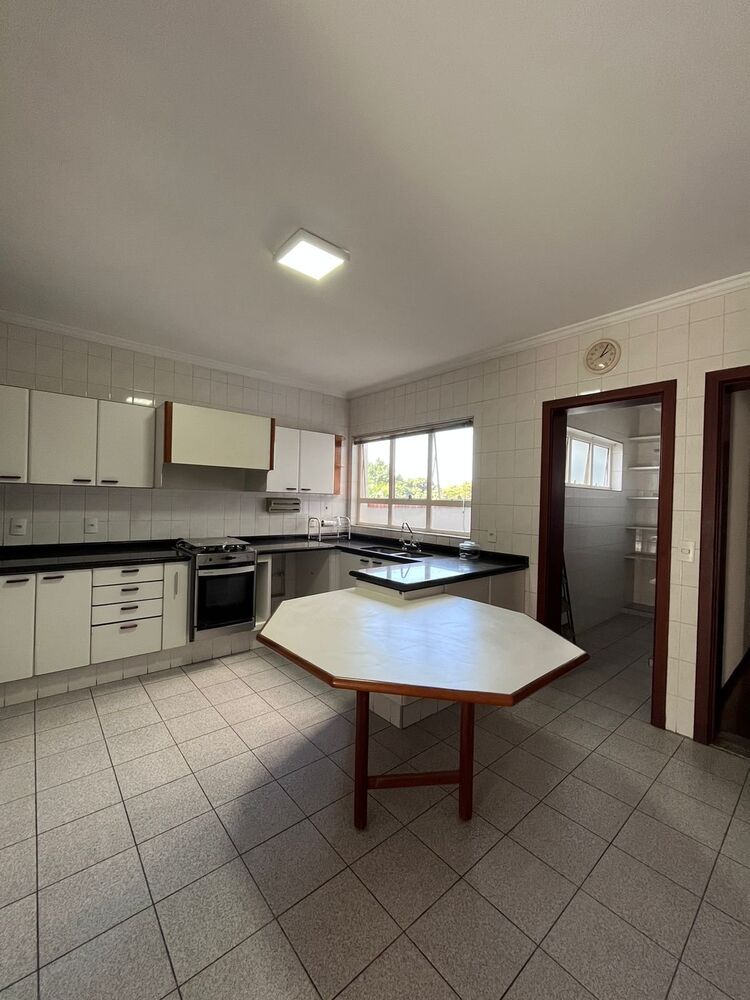 Casa, 5 quartos, 560 m² - Foto 1