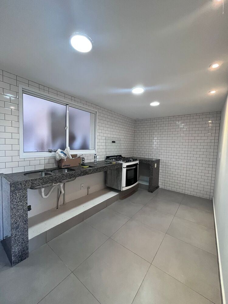 Apartamento à venda com 3 quartos, 116m² - Foto 10