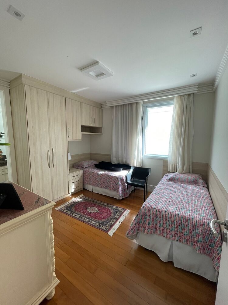 Casa à venda com 4 quartos, 471m² - Foto 9