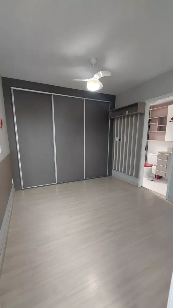 Apartamento à venda com 3 quartos, 80m² - Foto 4