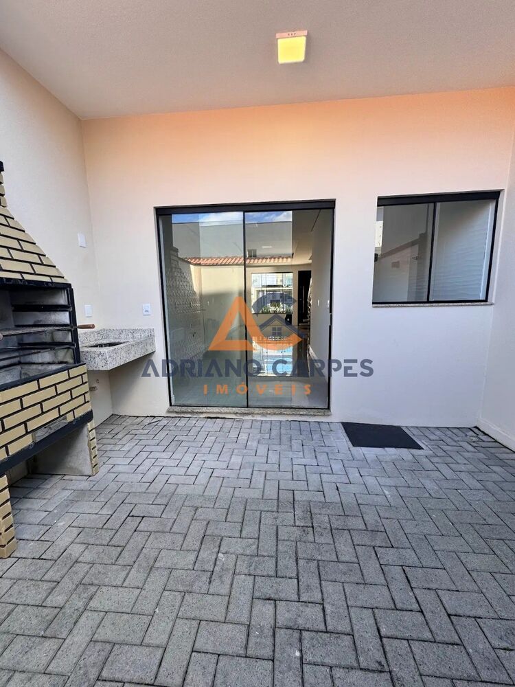 Casa à venda com 2 quartos, 120m² - Foto 5