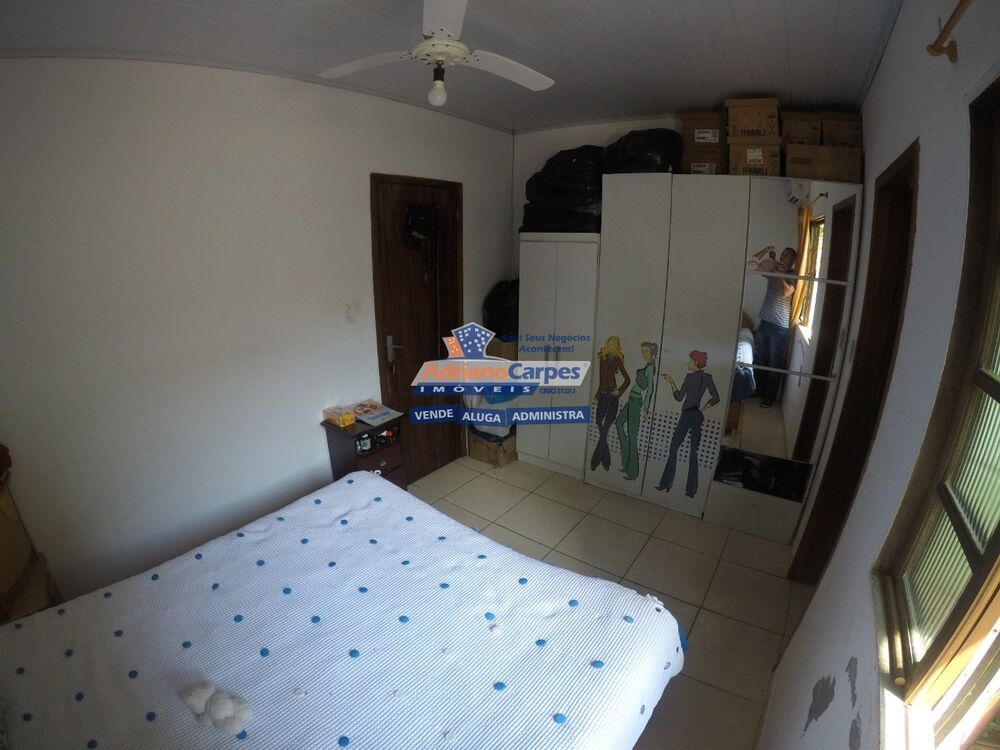 Casa à venda com 3 quartos, 271m² - Foto 3