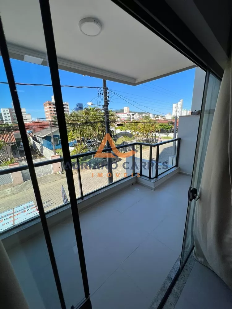 Apartamento à venda com 2 quartos, 130m² - Foto 2