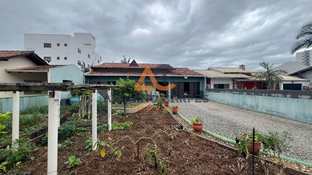 Casa, 3 quartos, 168 m² - Foto 4