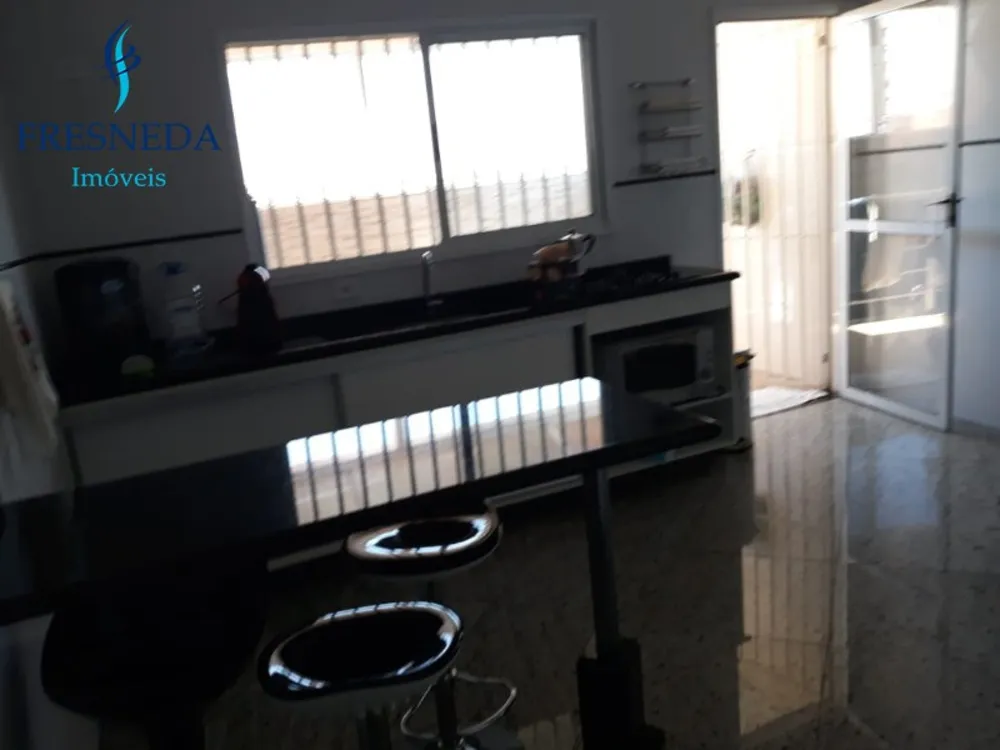 Sobrado, 3 quartos, 198 m² - Foto 3