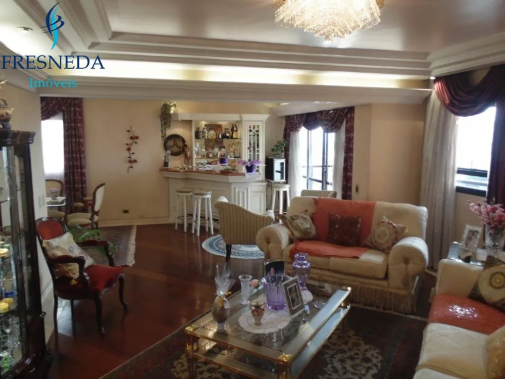 Apartamento, 3 quartos, 224 m² - Foto 2