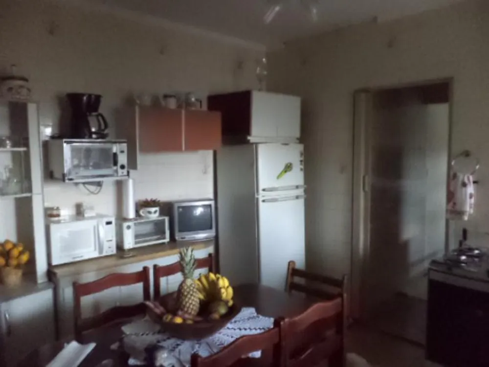 Casa, 3 quartos, 176 m² - Foto 2
