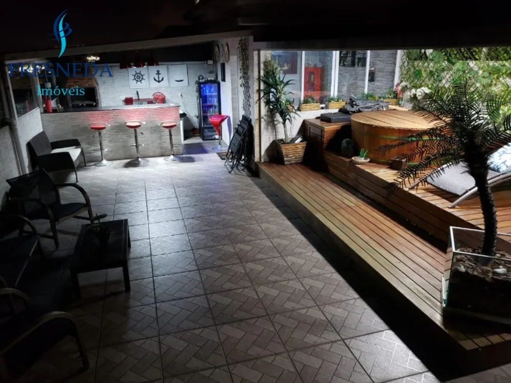 Cobertura, 3 quartos, 160 m² - Foto 2