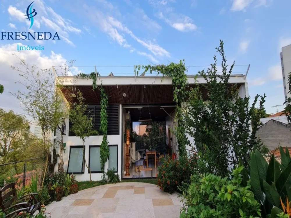 Sobrado, 4 quartos, 1044 m² - Foto 1