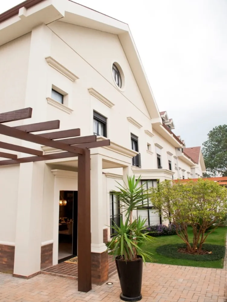 Casa, 4 quartos, 250 m² - Foto 1