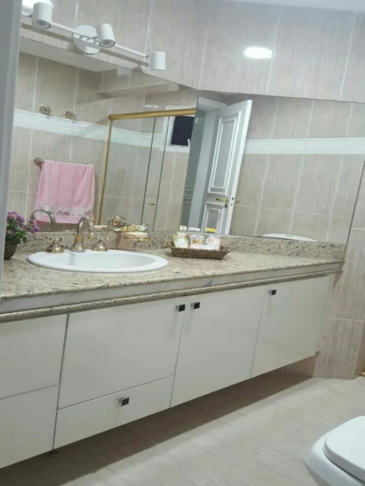Apartamento, 3 quartos, 130 m² - Foto 2