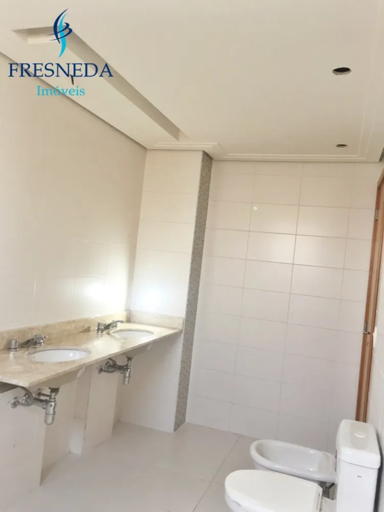 Apartamento, 4 quartos, 242 m² - Foto 2