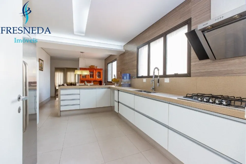 Apartamento, 3 quartos, 185 m² - Foto 2