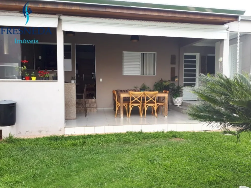 Casa, 2 quartos, 200 m² - Foto 2