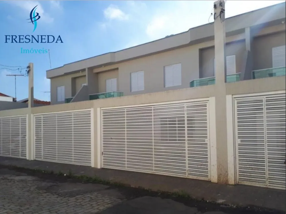 Casa, 3 quartos, 74 m² - Foto 1