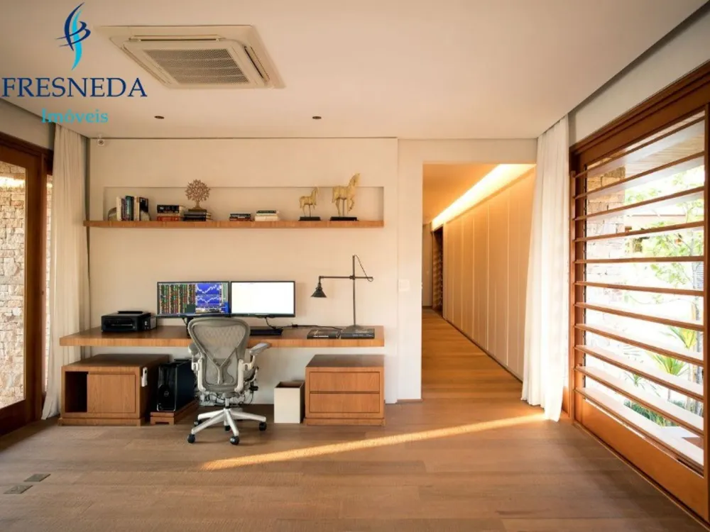 Casa, 8 quartos, 1072 m² - Foto 2