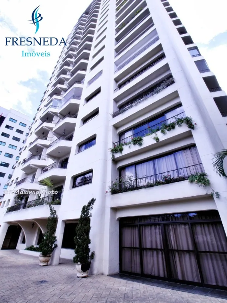 Apartamento, 4 quartos, 330 m² - Foto 1