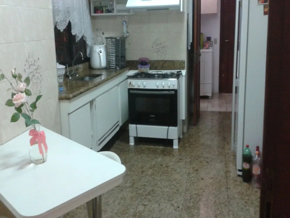 Apartamento, 3 quartos, 130 m² - Foto 1